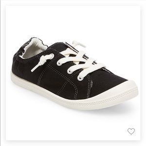 Mad Love Lennie Sneakers